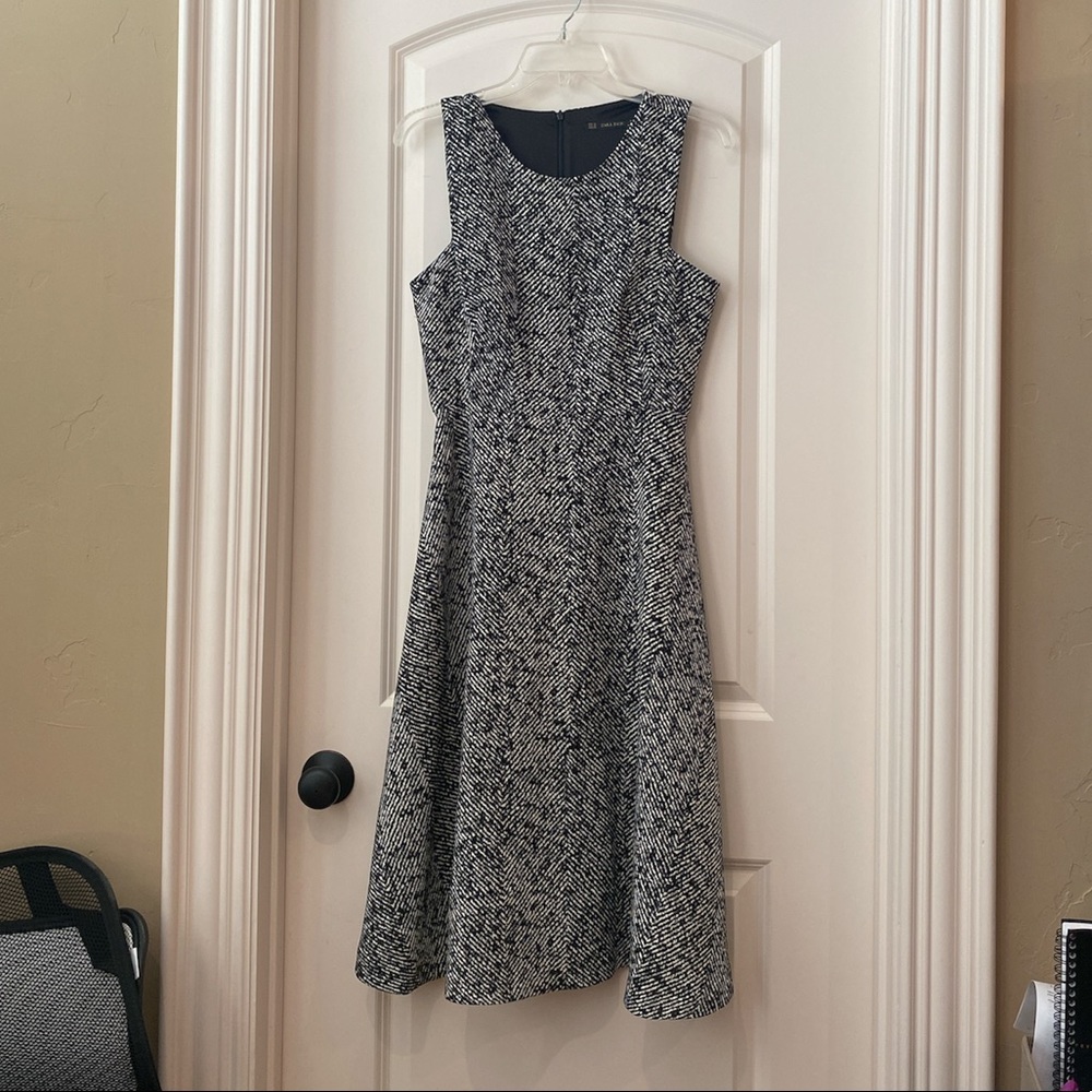 NWOT* Zara A-Line Sleeveless Dress Black/White M